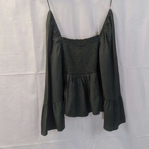 Miami for Francesca Size Medium Off-Shoulder Crop in Olive Green - Picture 3 of 13